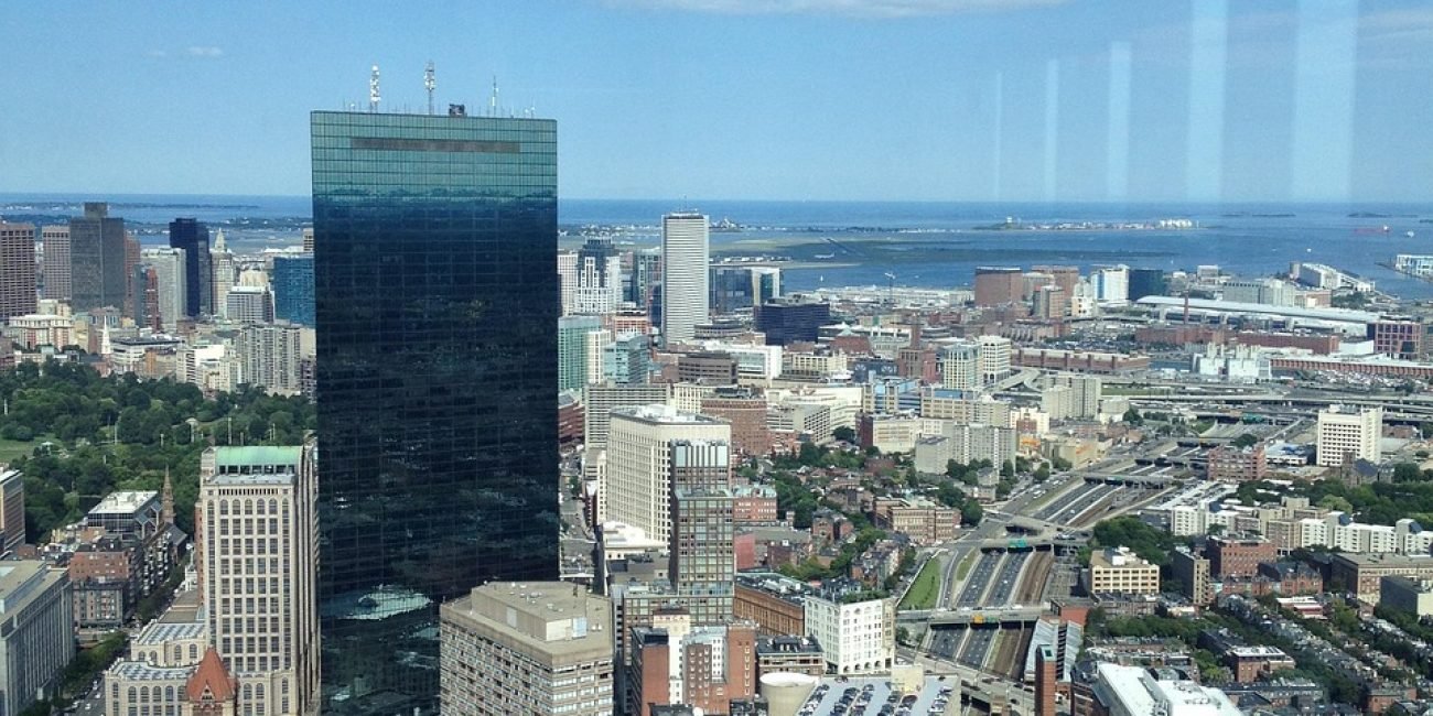 gf461caf95c6dcb172e7bbbdaaa9d3757a7b8f5650ae0f060c7dfb11dc6da80b7d649b31db8d73428d6ac1e6e07ed89cf_1280-261483 boston, skyline, massachusetts, buildings, cityscape, skyscraper, city, blue sky, boston, boston, boston, boston, boston